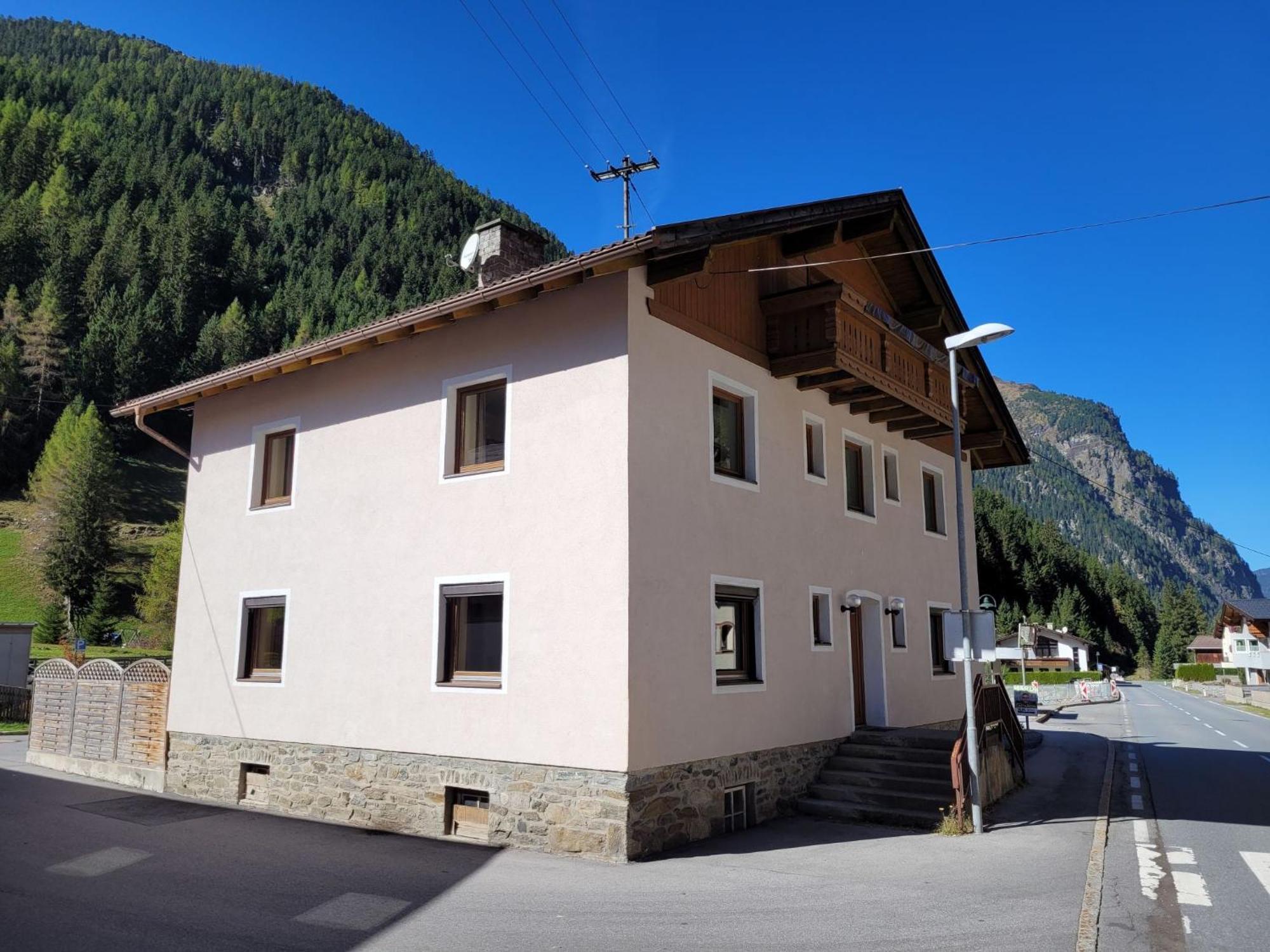 Holiday Home Ferienhaus Gaugg By Interhome Sankt Leonhard im Pitztal Exterior foto